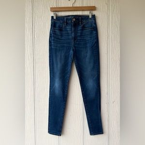 American Eagle Super Hi-Rise Jegging